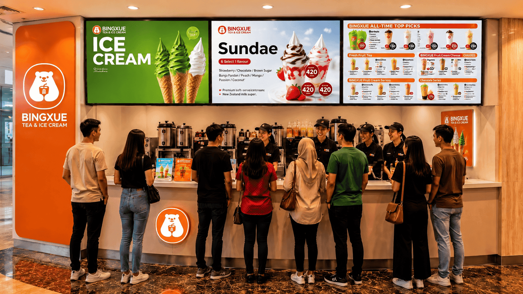Bingxue Shop with Customers
